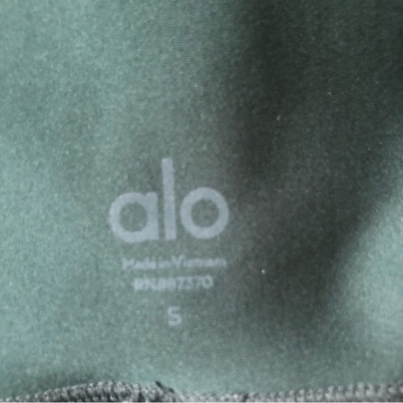 ❤️Alo Yoga Reflective High Waist Sequence Leggings Striped Dark Green Forest S - Picture 4 of 5